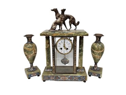 Gilded bronze CHIMNEY CLOCK with two bronze...