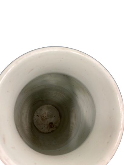 CHINA
Porcelain rolling vase with slightly...