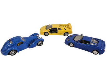 BURAGO
Set of three 1/24 cars:
Two bugattis
One...