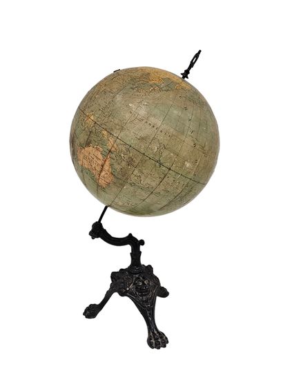 TRAVAIL NAPOLEON III
Mappemonde en carton...