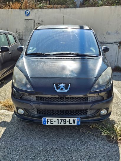 Peugeot 1008 black, Approx. 107400km diesel
Registered...