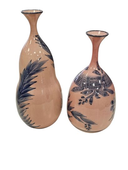 VALAURIS XX IEM SIECLE
deux vase en terre...