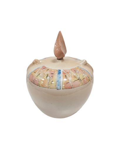 Hélène LATHOUMETIE (1961)
Enameled porcelain...
