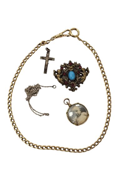 LOT DE BIJOUX FANTAISIE
