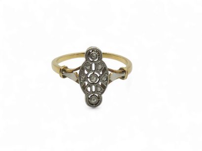 Gold and silver ring set with roses (missing)
TDD...