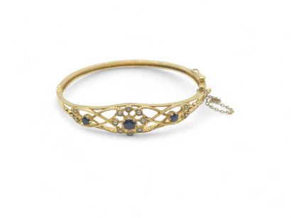 BRACELET in 375° yellow gold set with Majorca...