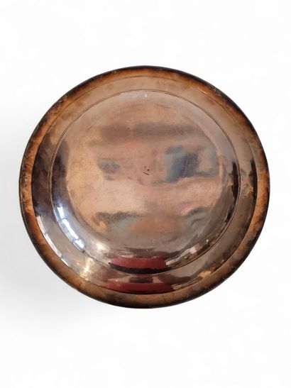 C CAHIER ( 1819-1830)
Round silver platter...