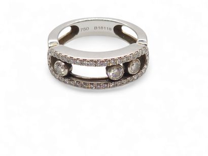 MESSIKA modèle Move
Bague en or gris 750°...