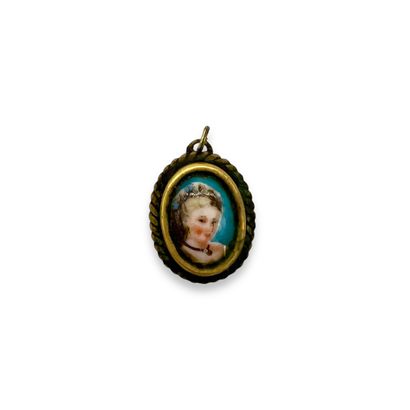 ITALIAN WORK
CHAIN in 750° yellow gold
Weight:...