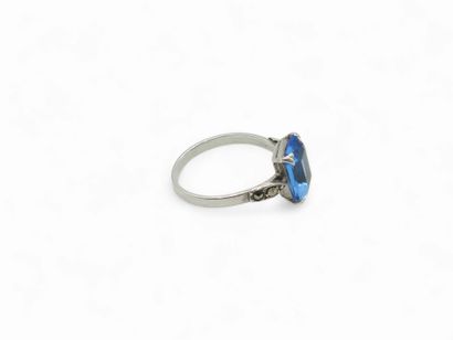 French WORK Xxeme siecle 
Silver ring set...