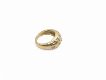 RING in yellow 750° set with star-set diamonds
Gross...