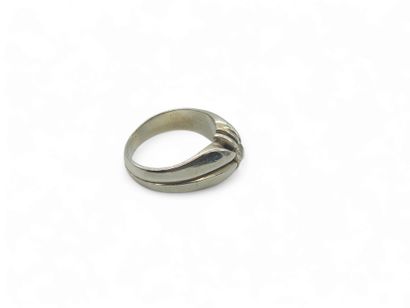 RING in 750° white gold set with an old-cut...