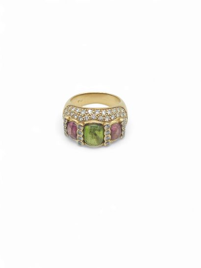 Half-jewel ring in 750° yellow gold set with...