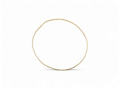 BRACELET JONC en or jaune 750°
Poids : 5,75...