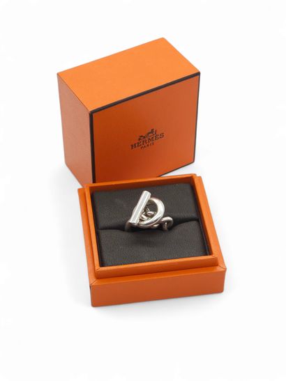 HERMES 
Bague croisette en argent 925°
Poids...