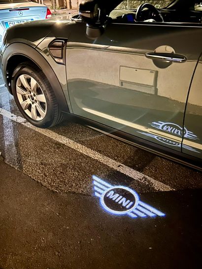 Mini Cooper Countryman Northwood finish estate...