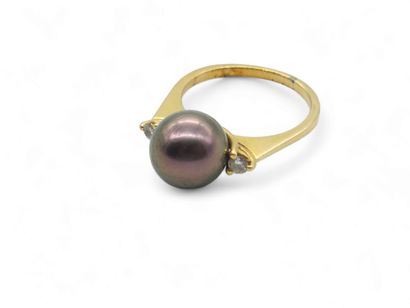 TRAVAIL Français
BAGUE en or jaune 750° ornée...