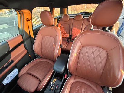 Mini Cooper Countryman Northwood finish estate...