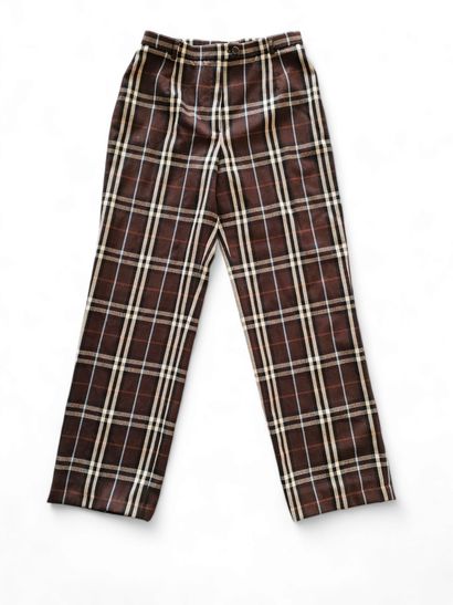 BURBERRY
Cotton pants 
Size 40