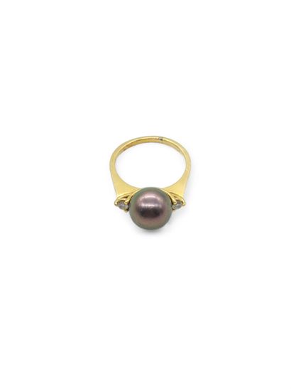 TRAVAIL Français
BAGUE en or jaune 750° ornée...