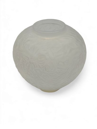 RENÉ LALIQUE
Mistletoe