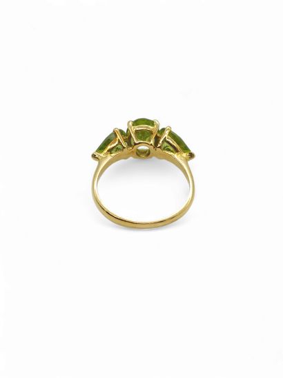 MODERN FRENCH WORK 
Ring in yellow gold 750°...