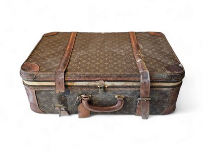 Louis VUITTON. Suitcase model 