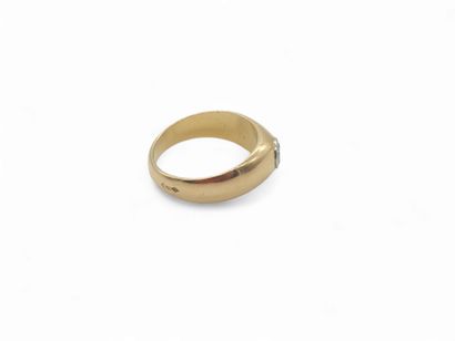 MODERN FRENCH WORK
Gold and platinum band...