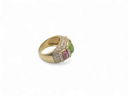 Half-jewel ring in 750° yellow gold set with...
