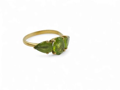 MODERN FRENCH WORK 
Ring in yellow gold 750°...
