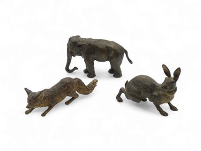VIENNA
Set of three bronze subjects representing...