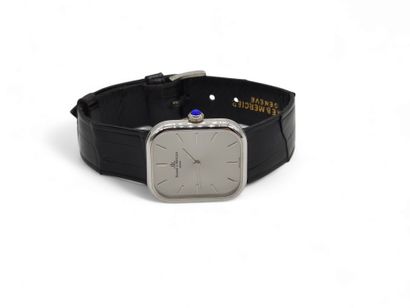 BAUME ET MERCIER 
Wristwatch, rectangular...
