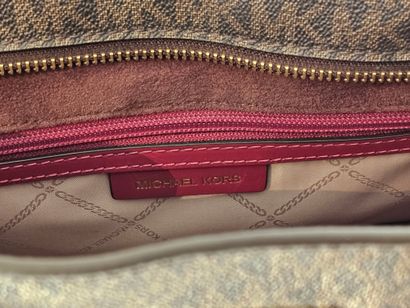MICHAEL KORS 
