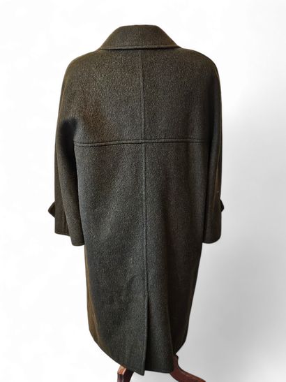 CHANEL 
Wool coat, gold buttons