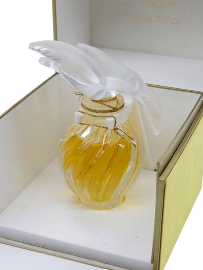 NINA RICCI
