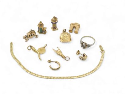 GOLD LOT including :
Eight charms
Two earrings
One...