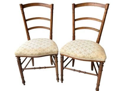 Ensemble de mobilier XIXème siècle comprenant
Un...