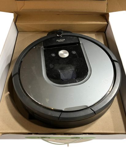 Roomba 975
Robot aspirateur 
On y joint 
Revitive
Appareil...