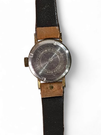 ZENTRA 
Montre bracelet en cuir, boitier...