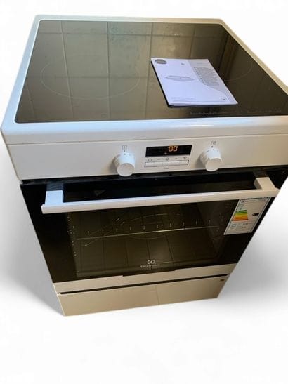 Electrolux
Four gaziniere vitroceramique