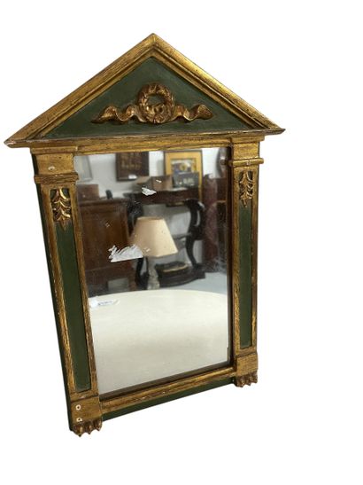 Travail Xxeme siecle
Petit miroir en bois...