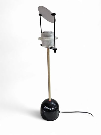 Lampe de bureau en métal et verre
protot...