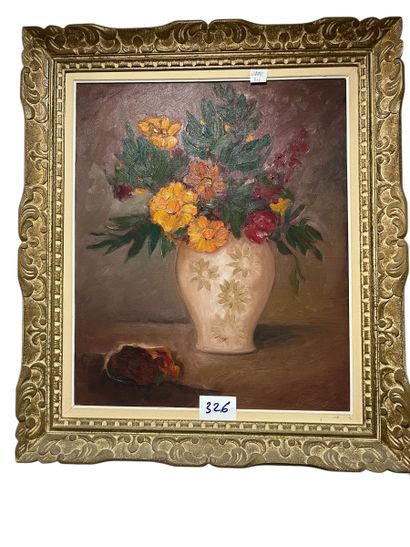Otne
Bouquet de marguerite sur un entablement
Huile...