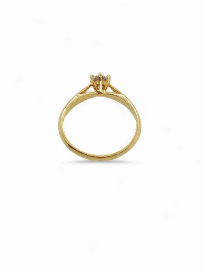 TRAVAIL Français 
BAGUE en or jaune 750°...