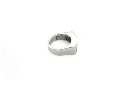 TRAVAIL Français moderne
Bague en argent...
