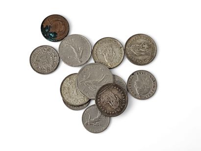 LOT de pièces en argent et cupronickel
comprenant...