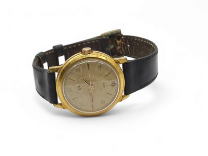 LIP 
Montre bracelet, boîtier rond en métal...
