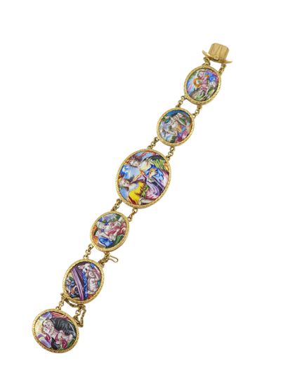TRAVAIL DU XVIIIème siècle
CHARMANT bracelet...