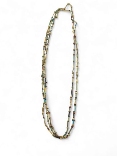 EGYPTE basse époque 
Collier sautoir à cinq...