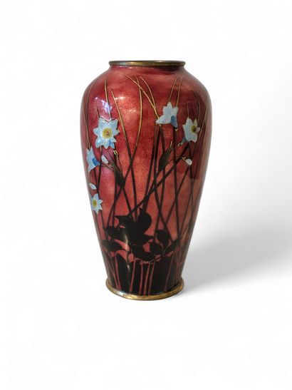JULES SARLANDIE (1874-1934) LIMOGES
Vase...